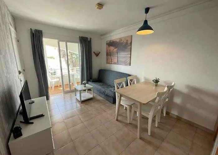 Mitjana Apartamento Con Piscina
