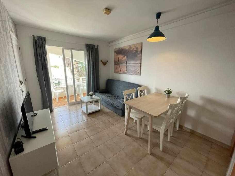 Mitjana Con Piscina Appartement